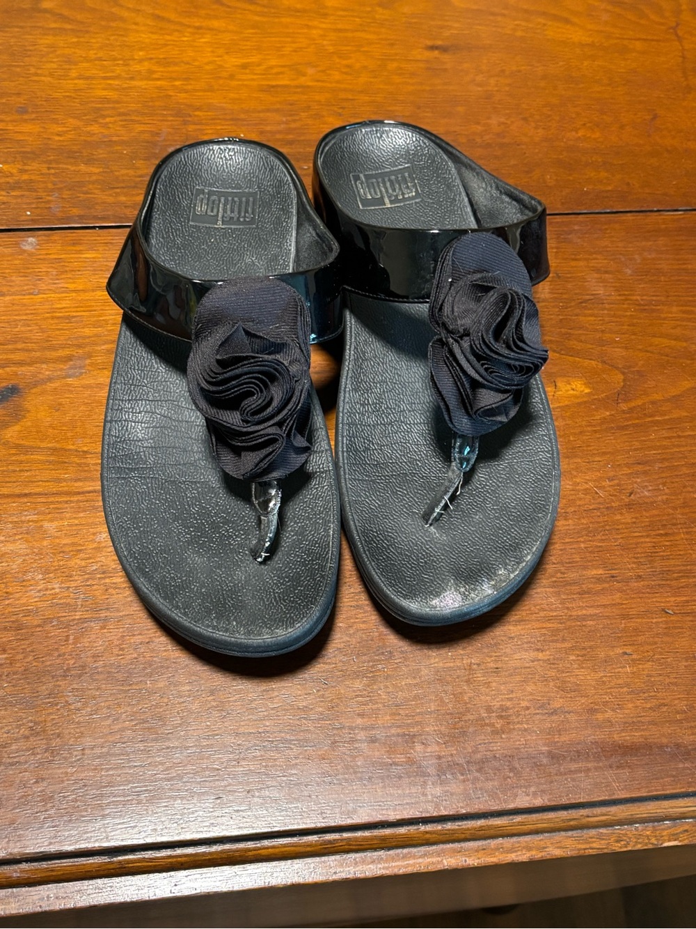 Fitflop Black Floral Rosette Toe-Post Sandals